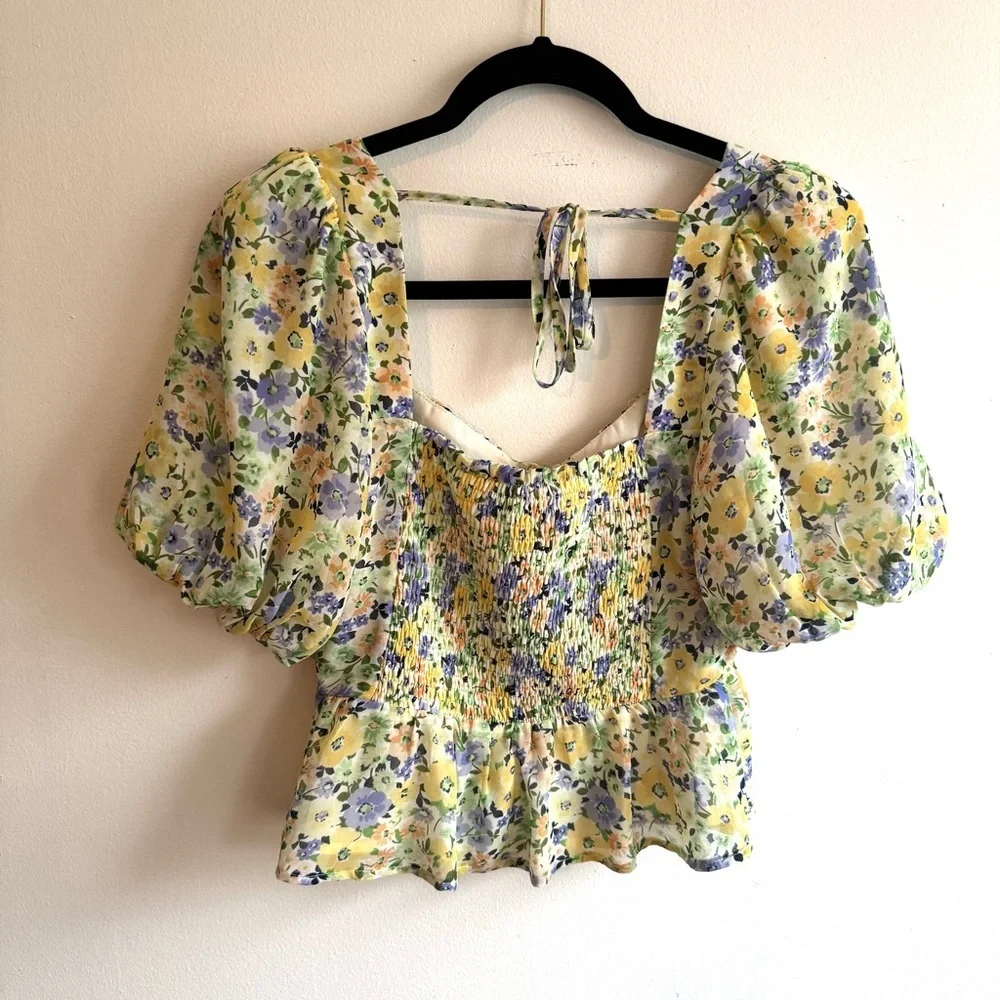 Astr Floral Puff-Sleeve Peplum Milkmaid Babydoll Top in Yellow and Lavender - Picture 3 of 11